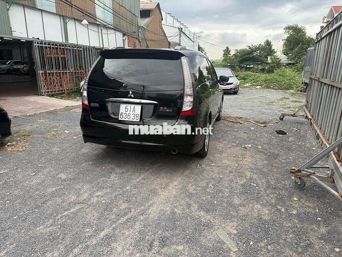 Mitsubishi Grandis 2008 2.4 AT - 12345 km