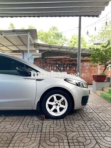 Kia Cerato 2016 1.6 MT - 107000 km