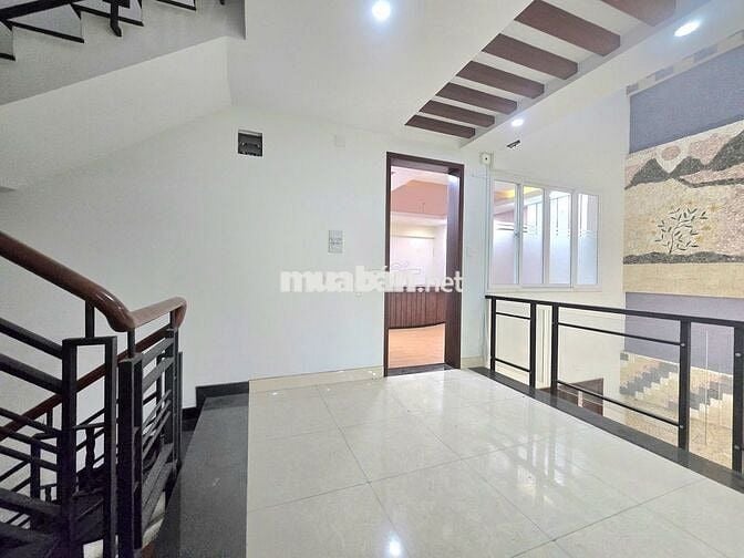 CHO THUÊ NHÀ BIỆT THỰ + 8X20M + TRỆT 3 LẦU RỘNG THOÁNG CÓ SÂN TRƯỚC