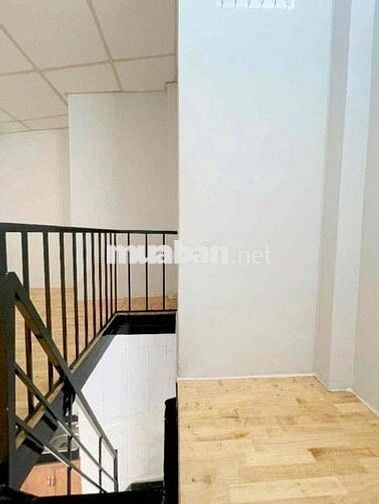 Chính Chủ Kẹt Tiền Cần Bán Gấp Nhà Mặt Hẻm Tôn Đản Quận 4