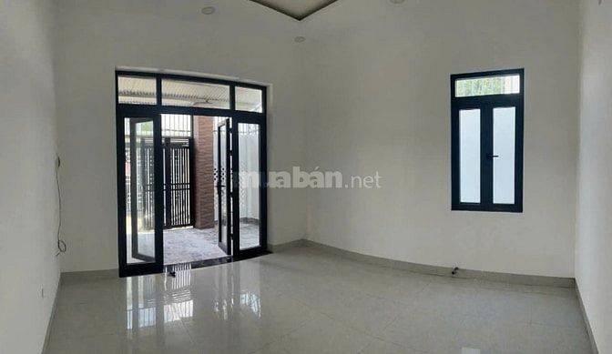 cần bán căn nhà 100m2 còn mới ở Xuân Thới Thượng - Hóc Môn giá 790tr