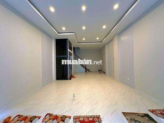 Vương Thừa Vũ - Thanh Xuân, DT 52m2 * 6 tầng Thang máy, oto đỗ cửa
