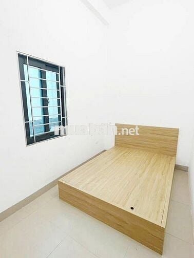 Ngõ 1008 Láng và Trần Duy Hưng