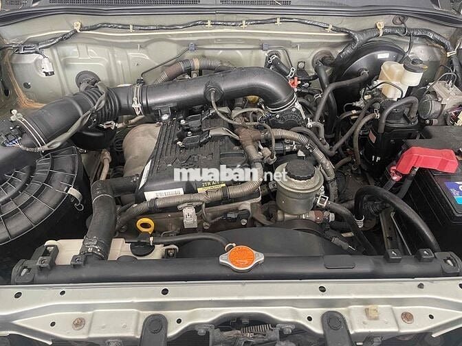 Toyota Fortuner 2011 máy xăng số tự động xe đẹp