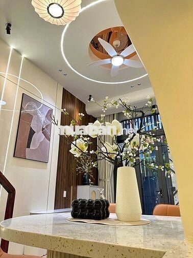 Siêu phẩm trình làng - HXH chợ Phạm Văn Hai - 80m2 - 4 Tầng BTCT