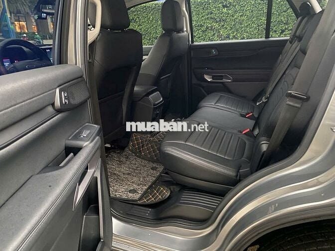 Bán Everest Sport 2023 - 15800km - Chất xe đẹp 95%