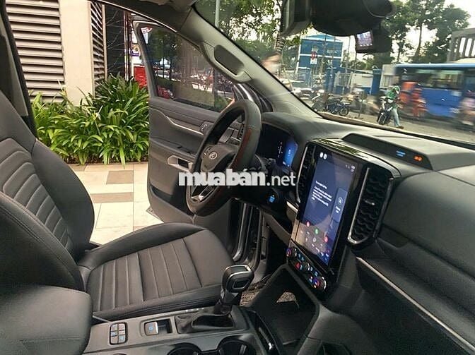 Bán Everest Sport 2023 - 15800km - Chất xe đẹp 95%