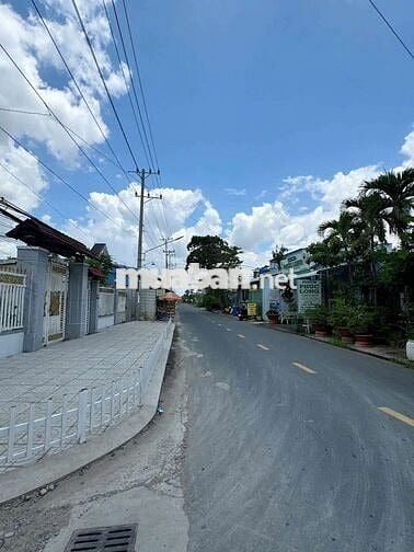 GẦN BỆNH VIỆN NHI. ĐẠI HỌC FPT..