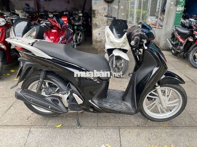 Honda SH 150 2015 mới 90% Bstp chính chủ