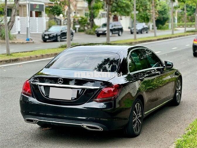 Mercedes Benz C200 Facelif - 56000 km