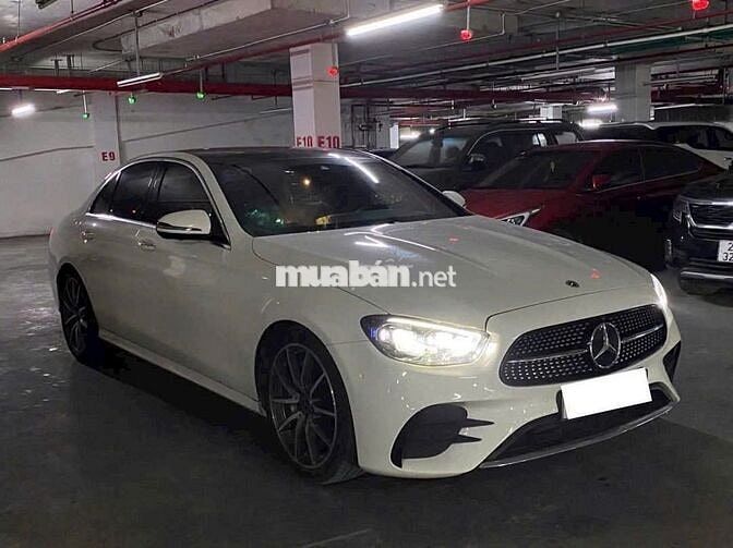 Mercedes Benz E Class 2021 E300 AMG - 49000 km
