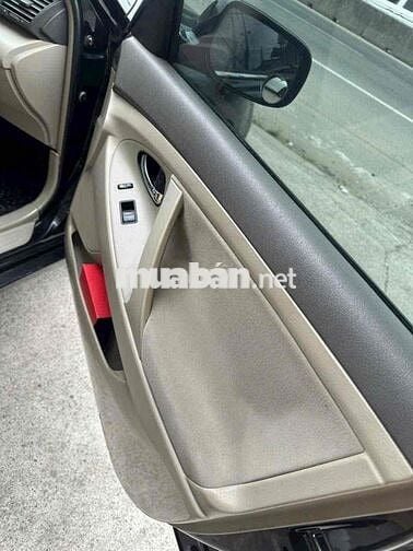 Toyota Camry 2007 XLE 2.4 - 100 km