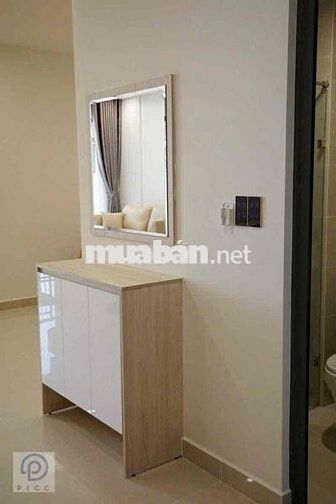 q7 reverse cho thuê 2 pn full nt gần Phú Mỹ Hưng