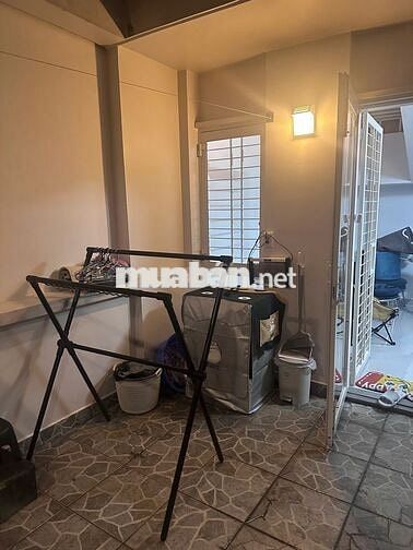 phòng full nội thất mới, bancong to thoáng, nvs riêng tư ngoài phòng