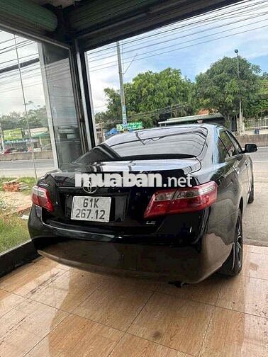 Toyota Camry 2007 XLE 2.4 - 100 km