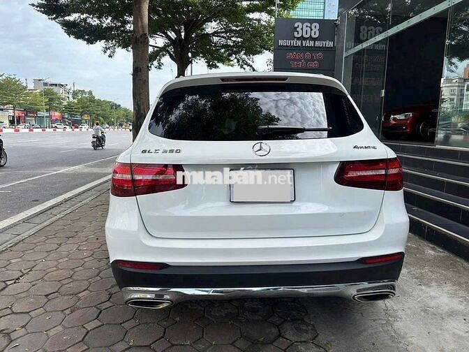 Mercedes Benz GLC 2017 250 4MATIC  - 123456 km