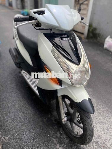 Click 2008 máy êm ru áo liền lạc BS43 có CMND Chủ