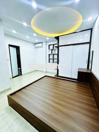 5.78 TỶ-31/41M2-4 TẦNG MỚI-SÂN ĐỂ XE RỘNG-TRƯƠNG ĐỊNH-BẠCH MAI
