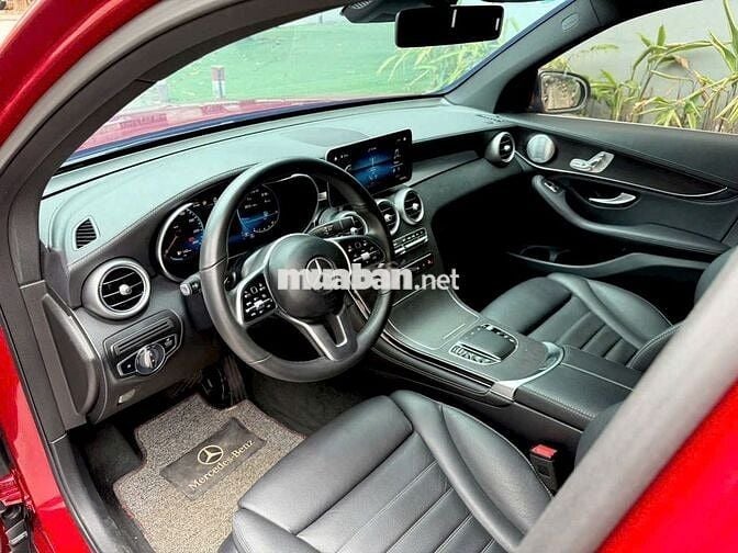Mercedes Benz GLC Class 2020  - 40000 km