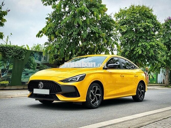 MG MG5 2024  - 10000 km