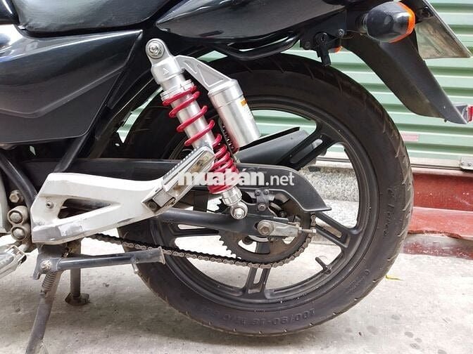 Bán xe Suzuki EN150 màu đen