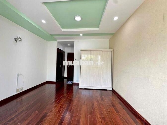CHO THUÊ NHÀ MẶT TIỀN ĐƯỜNG TRẦN QUANG CƠ 5X20M TRỆT 3 LẦU VỊ TRÍ ĐẸP