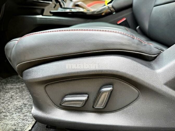 MG MG5 2024  - 10000 km