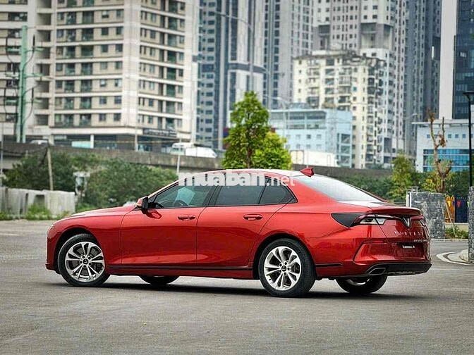 VinFast Lux A2.0 2020 2.0 AT - 90000 km