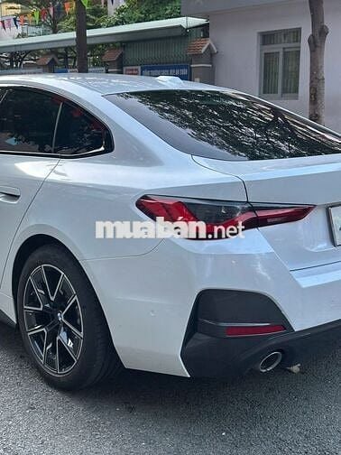 BMW 4 Series 2022 430i Gran Coupe - 15000 km