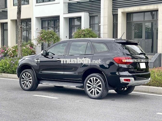 Ford Everest 2022 Titanium+ 2.0L AT 4x4 -