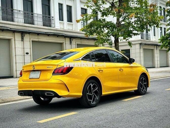 MG MG5 2024  - 10000 km