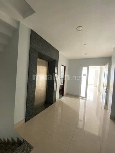 TOÀ NHÀ CHO THUÊ đường Kinh Dương Vương dt 5x24m, 7 tấm,giá thuê 77tr