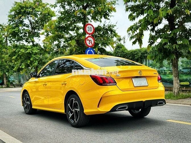 MG MG5 2024  - 10000 km