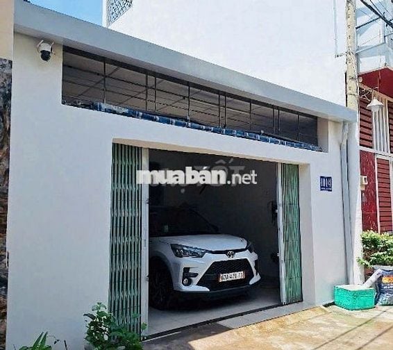 bán nhà HXH đường hồ văn long DT 5,7x13 hiện trạng cấp 4 tiện xây mới
