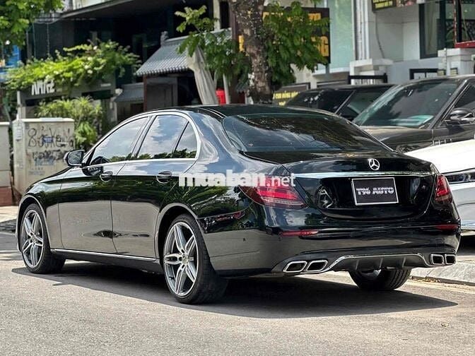 Mercedes Benz E Class 2018 E250 - 70000 km