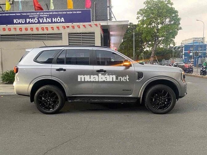 EVEREST SPORT 2023 XE HÃNG ĐI LƯỚT-BANK 70%