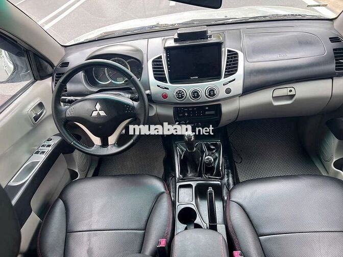 Mitsubishi Triton 2011 GL 2.4 MT 4x4 - 99999 km