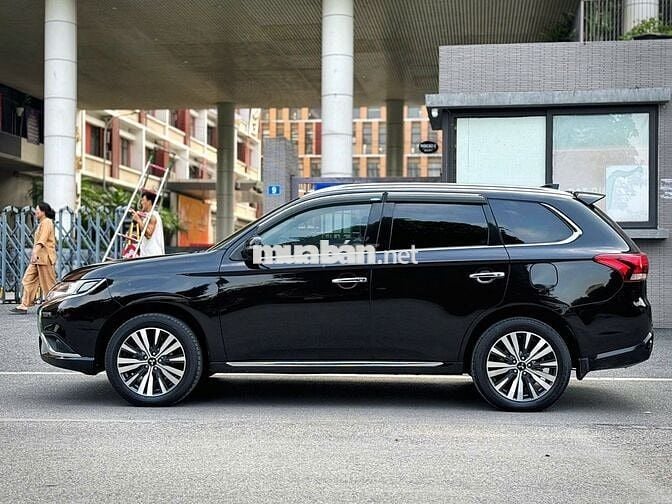 Mitsubishi Outlander 2022 2.0 CVT - 50000 km