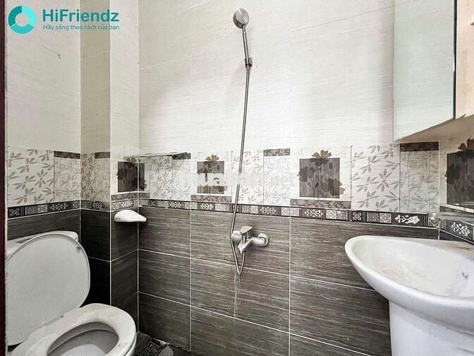 Phòng Studio rộng gần 45m² ban công - Gần cầu Nguyễn Tri Phương