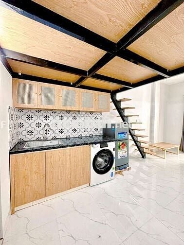 Siêu phẩm CCMN 25-30m2 Full đồ, máy giặt, ban công tại Giáp Bát