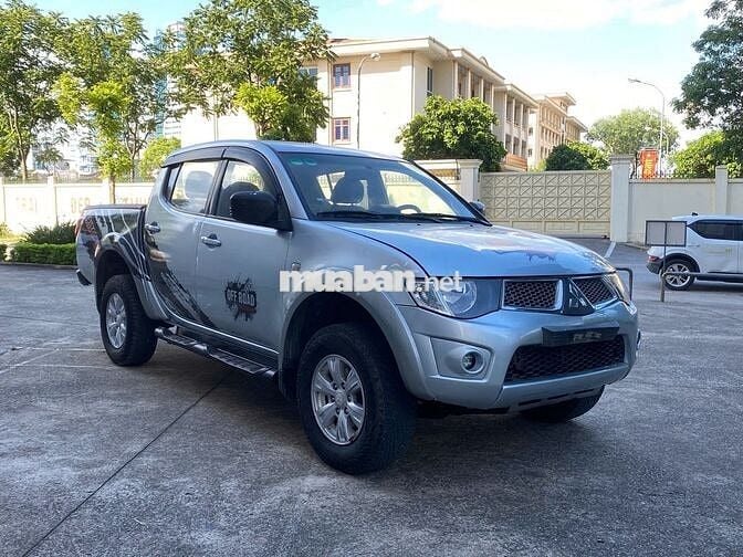 Mitsubishi Triton 2011 GL 2.4 MT 4x4 - 99999 km