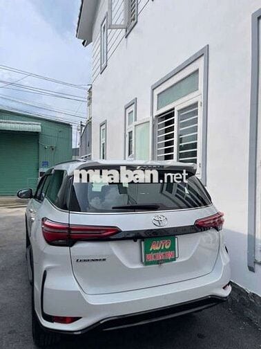 Fortuner Legender 2021, hàng siêu hiếm, 9 ngàn km