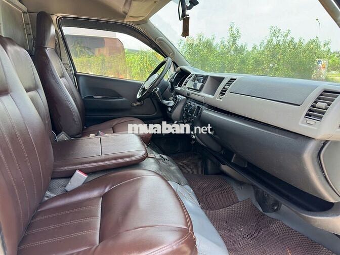 Toyota Hiace 2009  - 160000 km