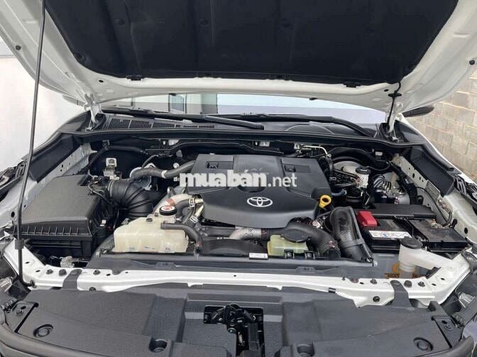 Fortuner Legender 2021, hàng siêu hiếm, 9 ngàn km