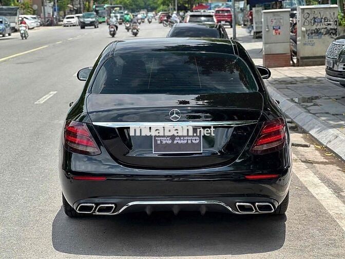 Mercedes Benz E Class 2018 E250 - 70000 km