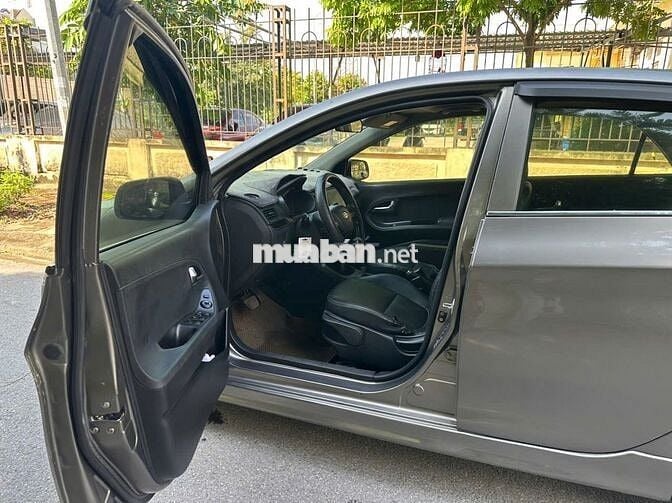 Vợ chồng trẻ + xe Morning = Combo vi vu bất bại! 🚘