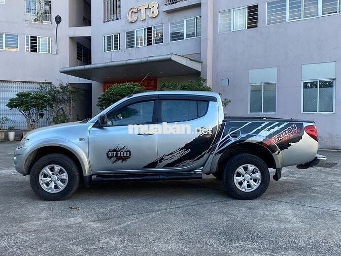 Mitsubishi Triton 2011 GL 2.4 MT 4x4 - 99999 km