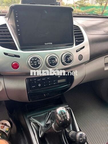 Mitsubishi Triton 2011 GL 2.4 MT 4x4 - 99999 km