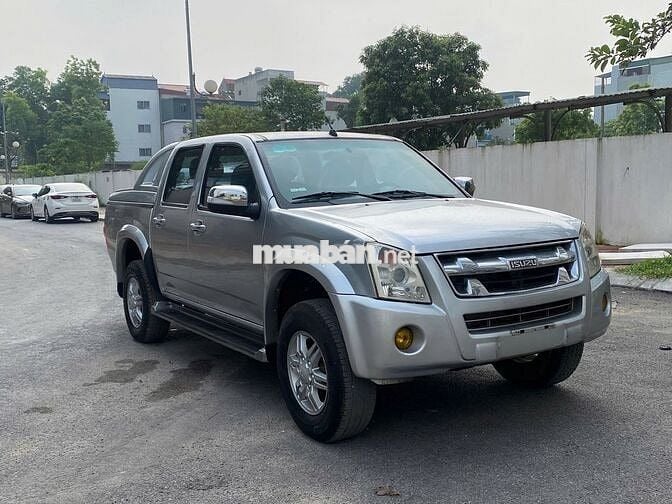 Isuzu Dmax 2011 LS 3.0 4x4 MT - 160000 km