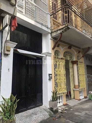 Bán nhà tại 32 Huyền Quang, Phường Tân Định, Quận 1, HCM. DT33.5m2 Giá